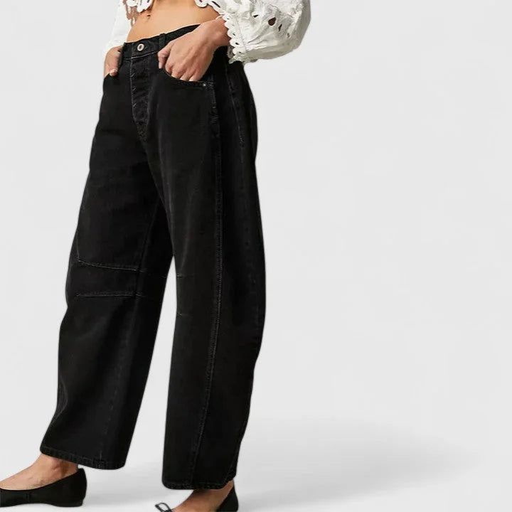 Black Women's High Waist Barrel Leg Jeans — Gabrielle Stretch Relaxed-Fit Pockets - Side Pose