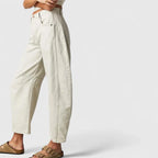 White Women's High Waist Barrel Leg Jeans — Gabrielle Stretch Relaxed-Fit Pockets - Side Pose
