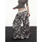 Army Green Women's Wide-Leg Camo Cargo Pants with Drawstring Waist & Cargo Pockets