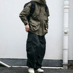 Green Men's Cargo Windbreaker with Oversized Pockets & Adjustable Straps - Full Body Outdoor