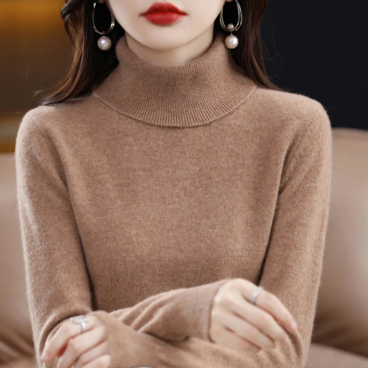 Brown Women's Cashmere Turtleneck Sweater with Ribbed Collar & Regular Fit - Close Up Arms Crossed