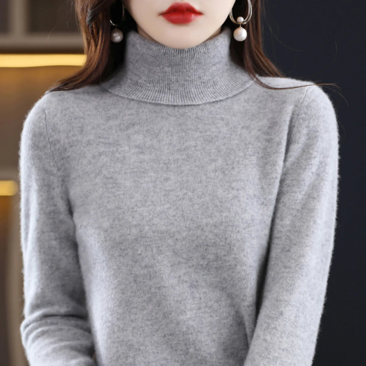 Grey Women's Cashmere Turtleneck Sweater with Ribbed Collar & Regular Fit - Close Up Neckline