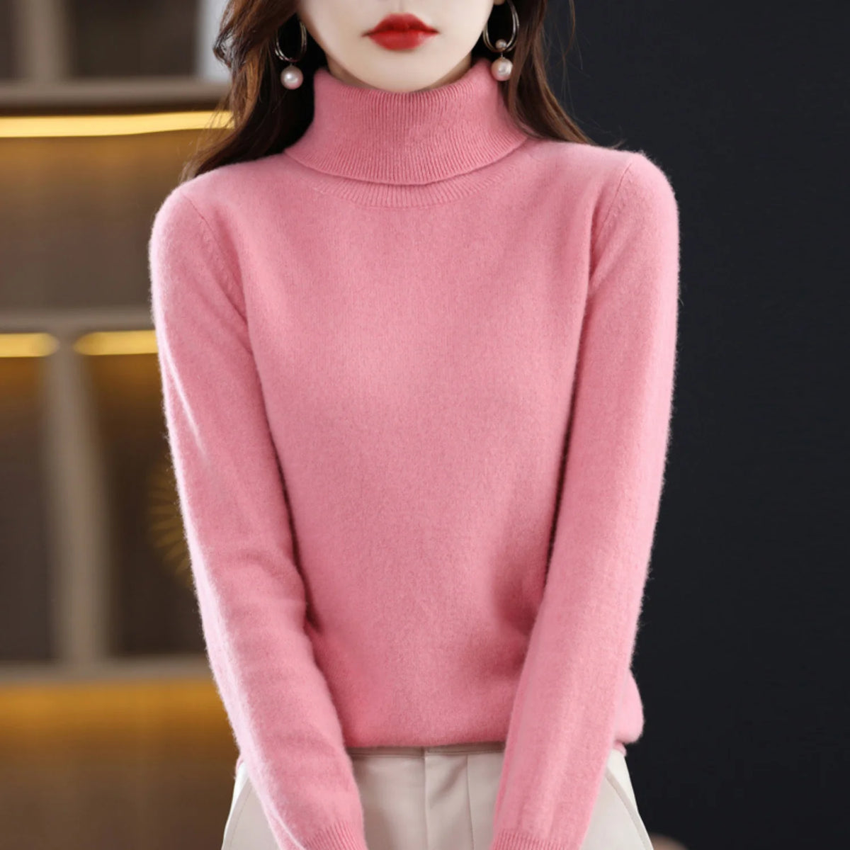 Pink Women's Cashmere Turtleneck Sweater with Ribbed Collar & Regular Fit - Close Up Neckline