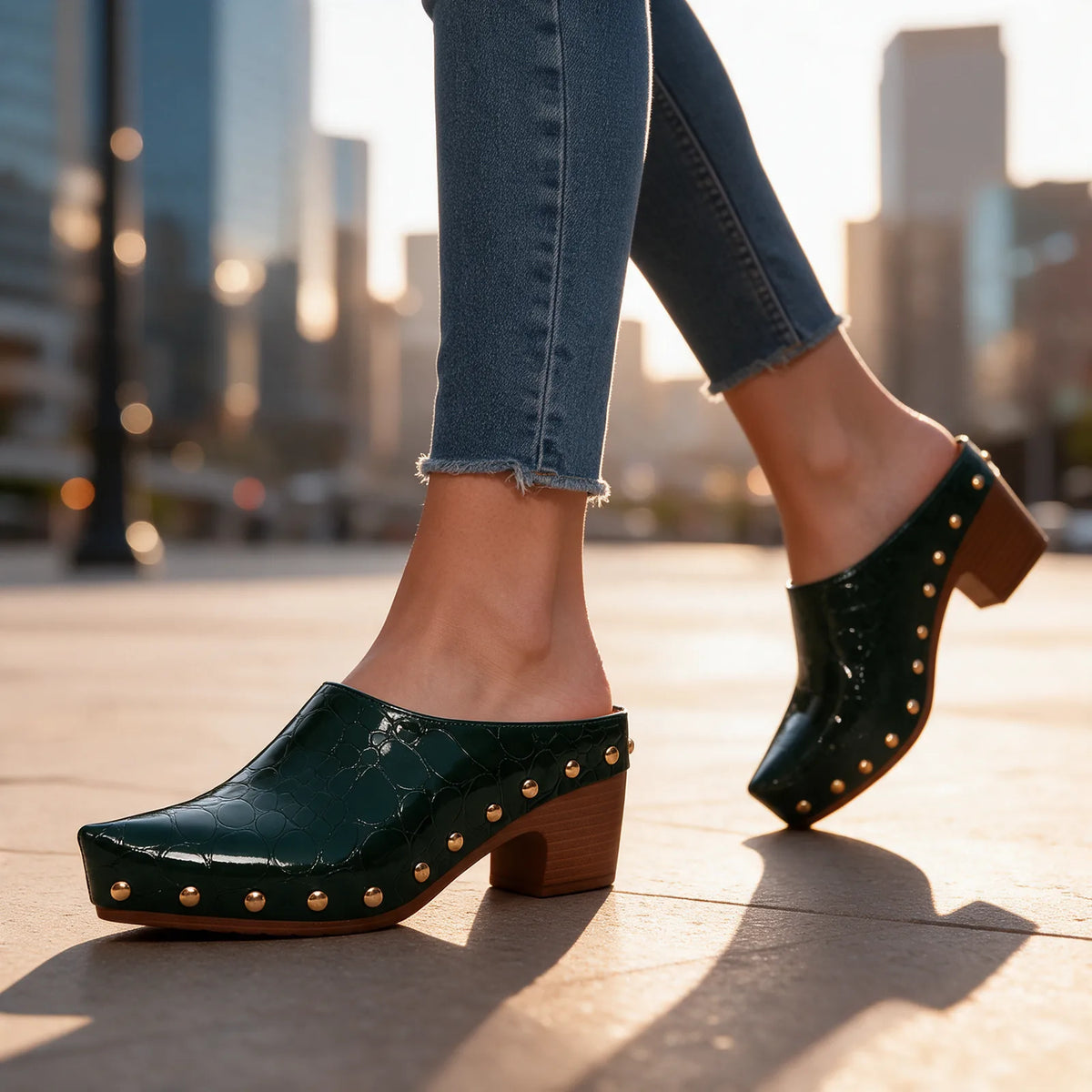 Women's Studded Mules with Croc-Embossed Pointed Toe & Block Heel - Model Walking City