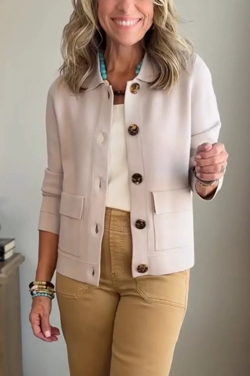 Women's Casual Blazer with Lapel Collar & Patch Pockets - Close Up Buttons