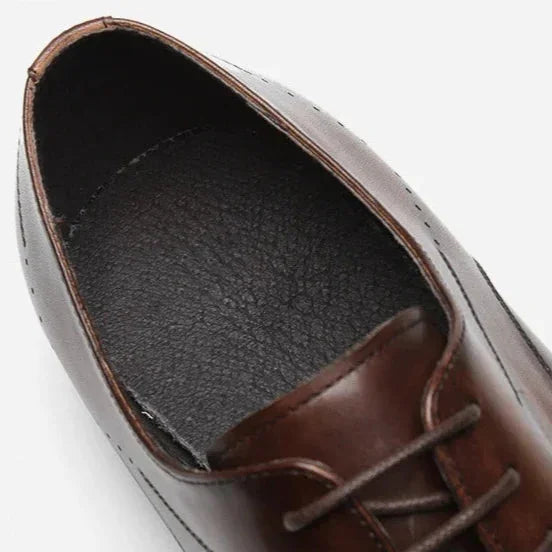 Brown Men's Handcrafted Cap-Toe Oxford Shoes — Thomas Leather Brogue Lace-Up - Insole Detail Closeup