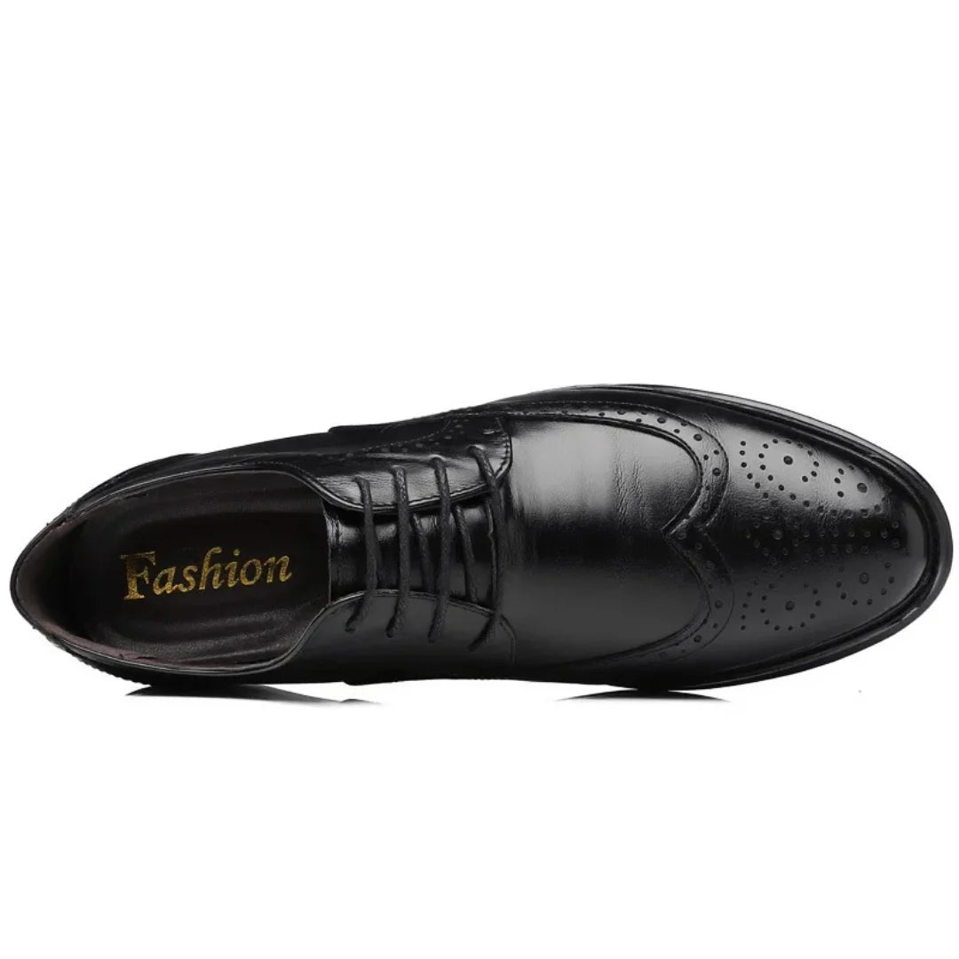 Black Men's Leather Oxford Shoes — Ronan Cushioned Wingtip Brogue - Top View Single