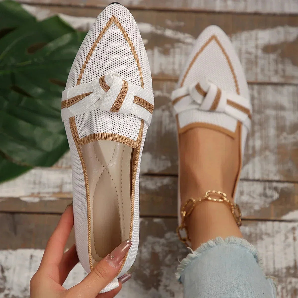 White Women's Pointed Toe Ballet Flats — Bianca Slip-On Knit Bow-Detail - Toe Detail