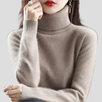 Camel Women's Ribbed Turtleneck Sweater with Fitted Silhouette & Long Sleeves - Crossed Arms Detail