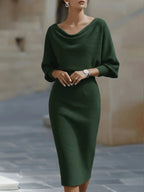Green Women's Round Neck Midi Dress with Blouson Sleeves & Fitted Waist