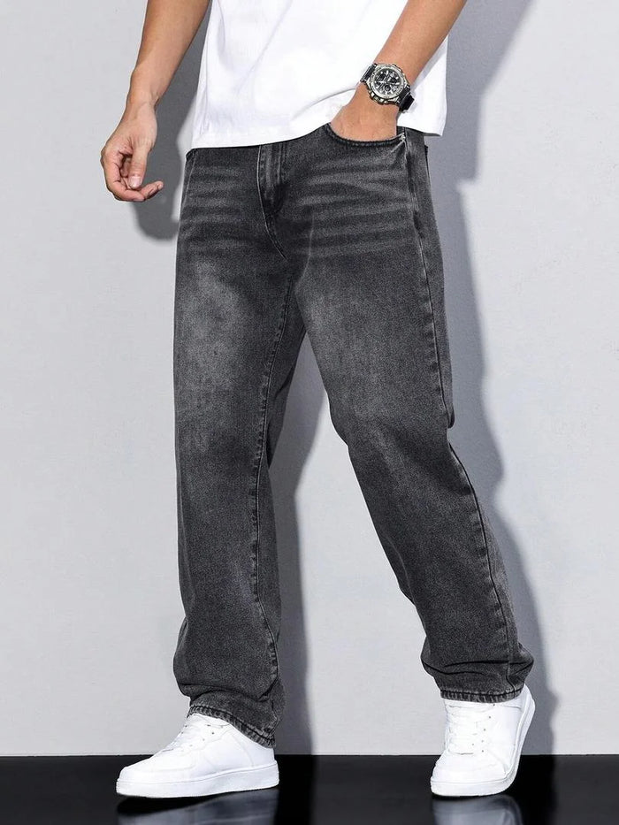 Dark Gray Men's Straight Fit Jeans with Multiple Pockets & Classic Denim Finish