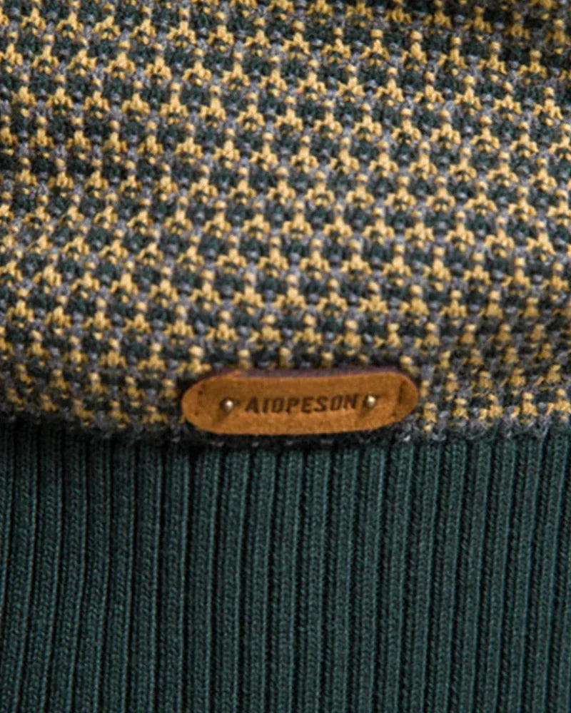 Men's Textured Knit Sweater with Crew Neck & Ribbed Trim - Cuff Tag Detail