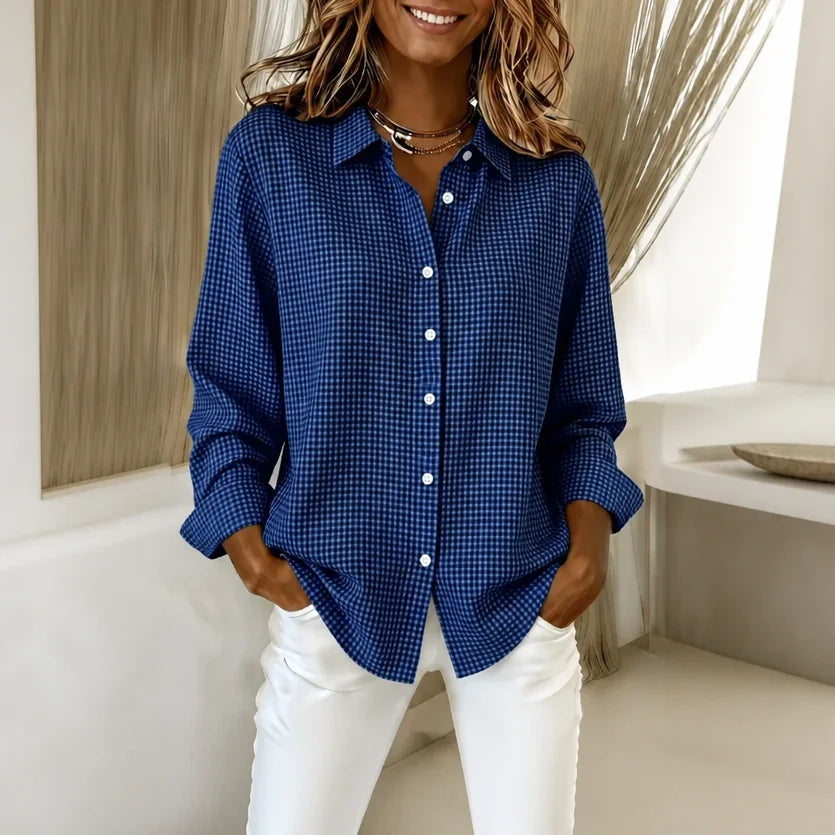 Blue Women's Vintage Plaid Button-Front Shirt with Relaxed Fit