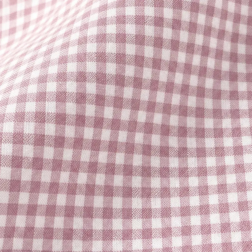 Women's Vintage Plaid Button-Front Shirt with Relaxed Fit - Fabric Close Up